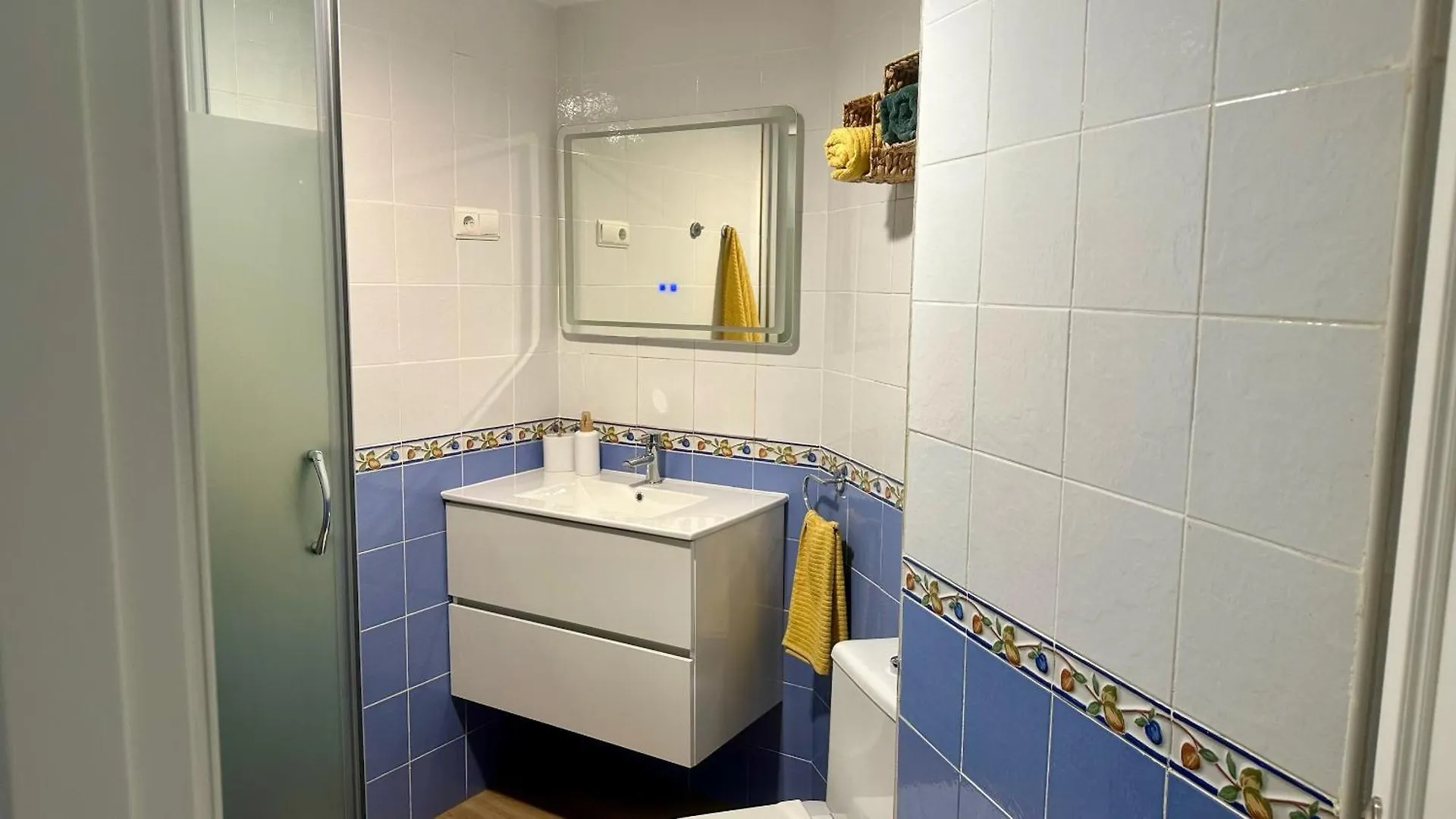 Apartman Carihuela Beach I By Holiday Homes Malaga Torremolinos