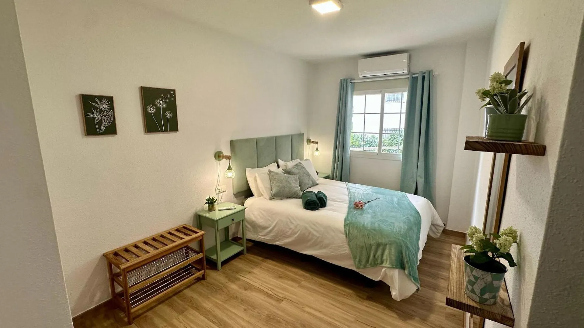 Carihuela Beach I By Holiday Homes Malaga Torremolinos
