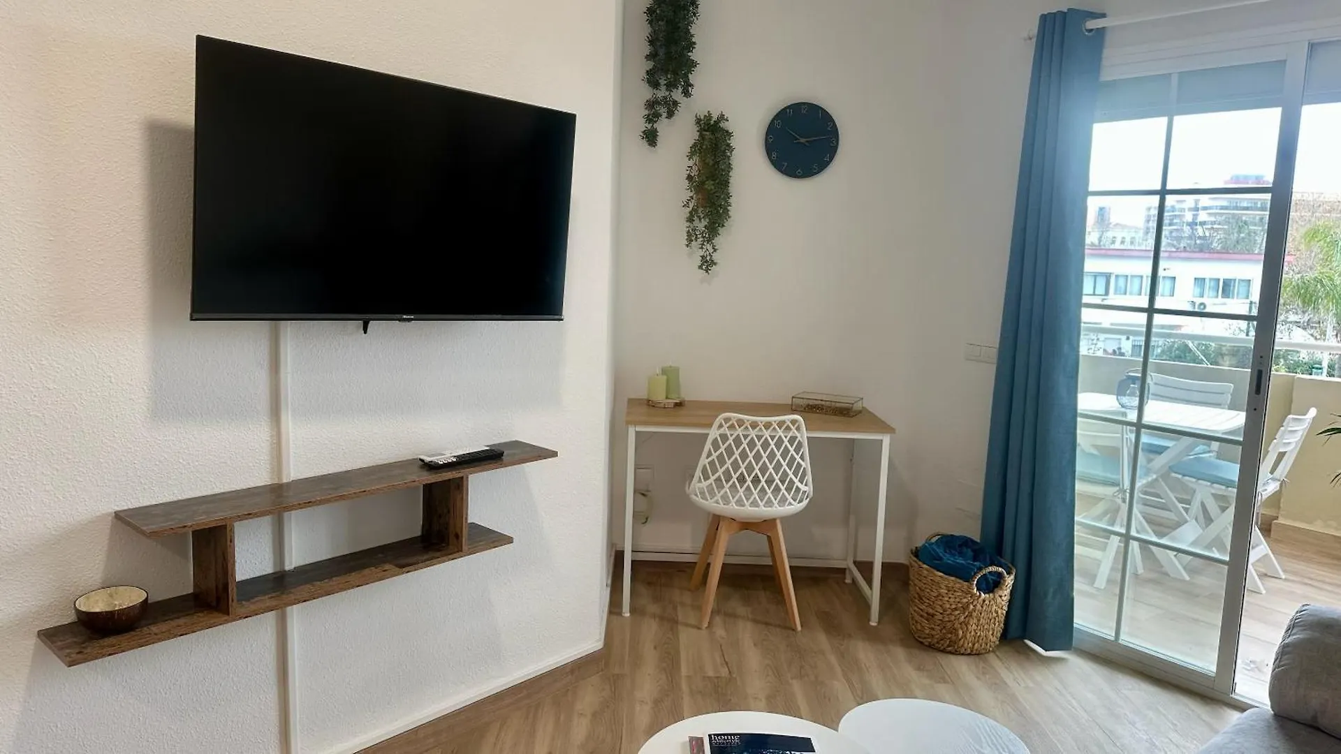 Carihuela Beach I By Holiday Homes Malaga Torremolinos 0*,
