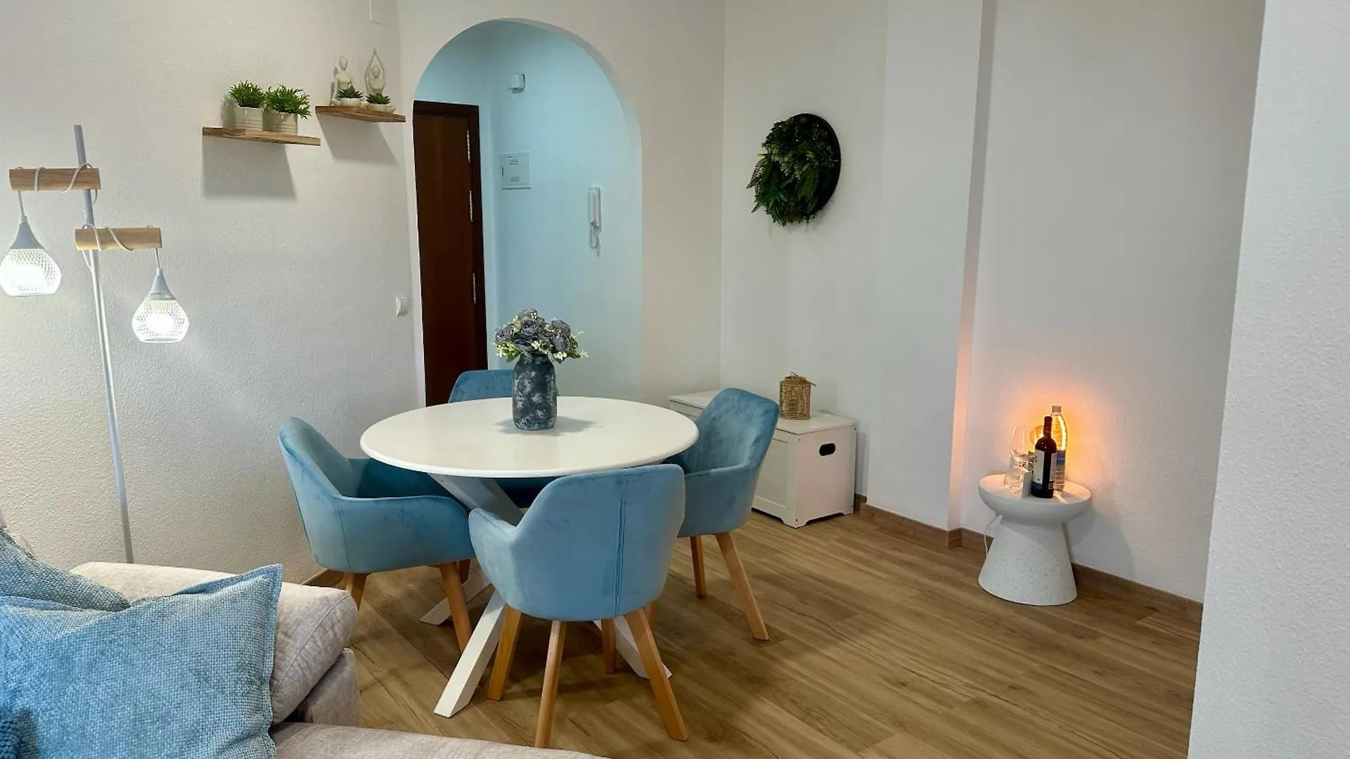 Apartman Carihuela Beach I By Holiday Homes Malaga Torremolinos