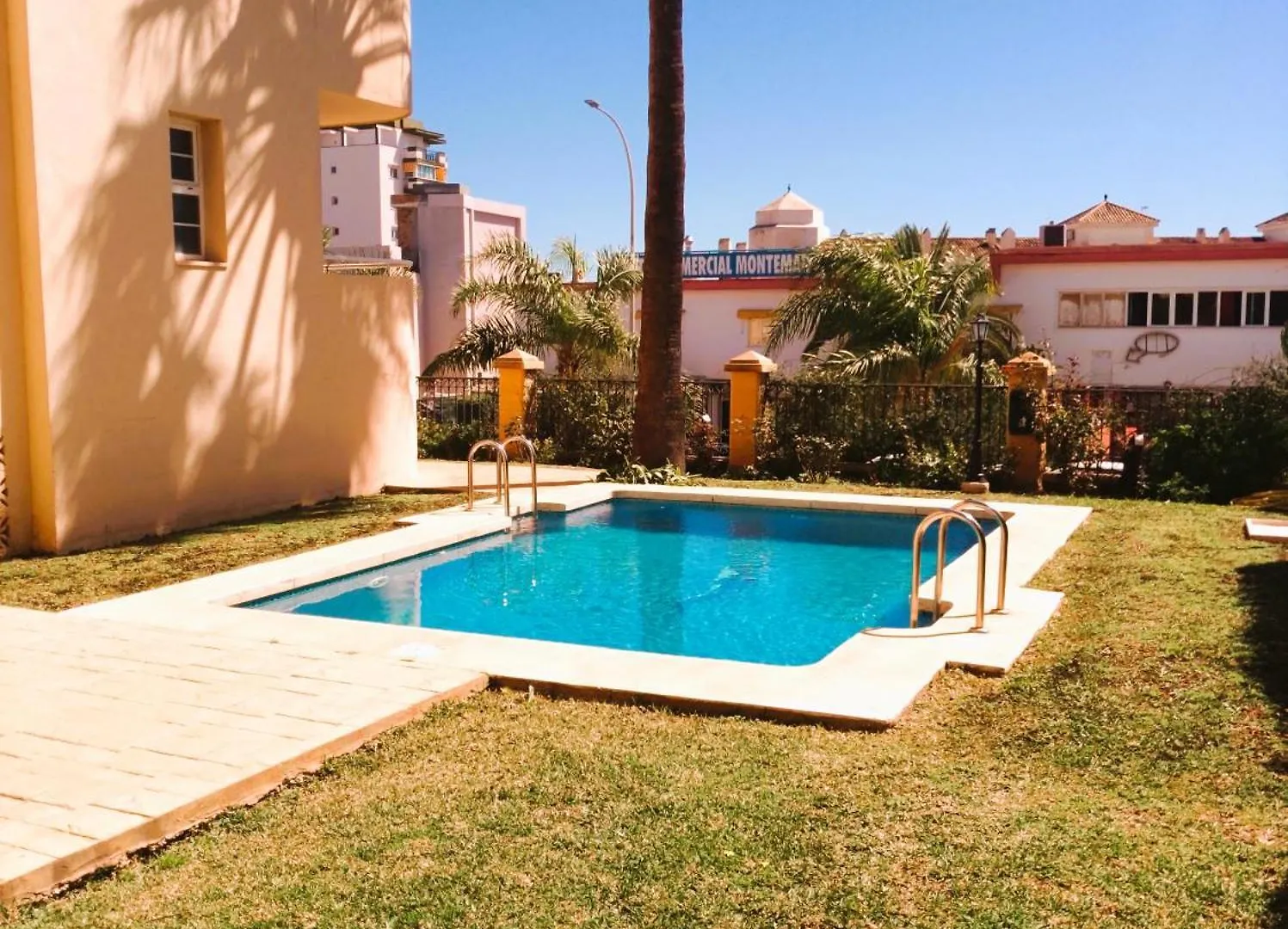 Carihuela Beach I By Holiday Homes Malaga Torremolinos 0*,  Spanyolország