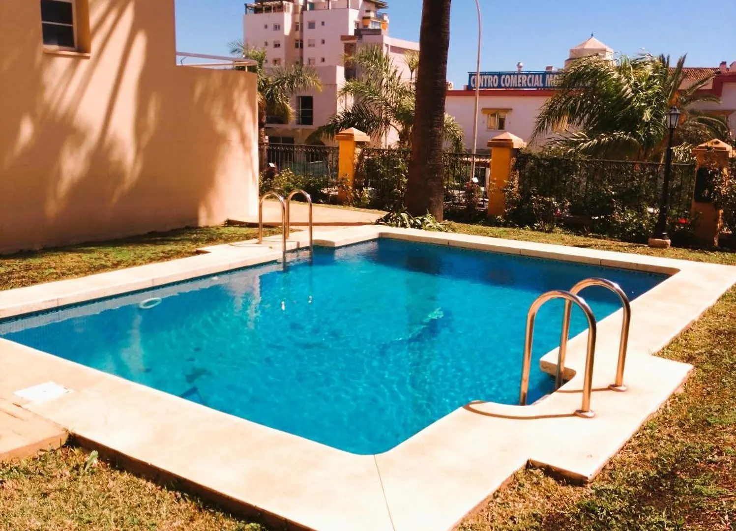 Carihuela Beach I By Holiday Homes Malaga Torremolinos 0*,  Spanyolország